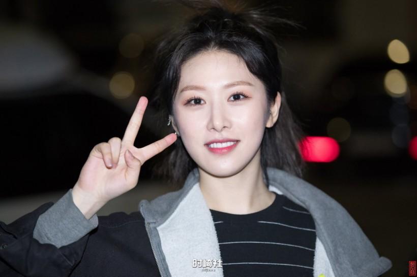 Hong Eui Jin洪宜珍隶属哪个女团成员？在哪首歌表现陷入爱河少女情感？