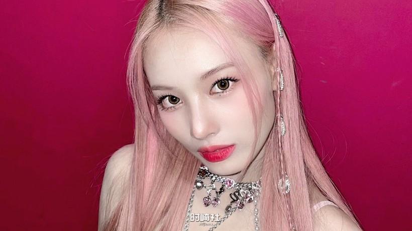 Choi Yunjin崔允珍隶属哪个女团成员？她拥有怎样不容小觑的舞蹈功底？