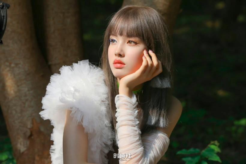 Sim Jayun沈姿润隶属哪个女团成员？她凭借怎样个性嗓音令人印象深刻？