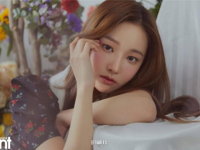 凭借怎样女神形象吸引观众们视线?Da Bin-Lee李多斌隶属哪个女团成员?