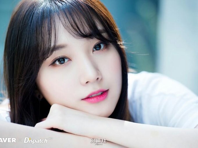 身上散发怎样高傲领袖风范?Kim Min Kyoeng金珉炅隶属哪个女团成员?