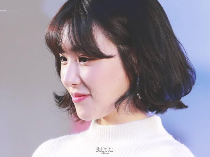 为何清纯性感都能信手拈来？Hwang Mi Young黄美英隶属哪个女团成员？